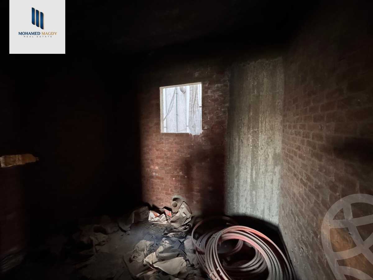 https://aqarmap.com.eg/en/listing/6075184-for-sale-cairo-6th-of-october-featured-neighborhood-sixth-touristic-village-sameh-gado-st