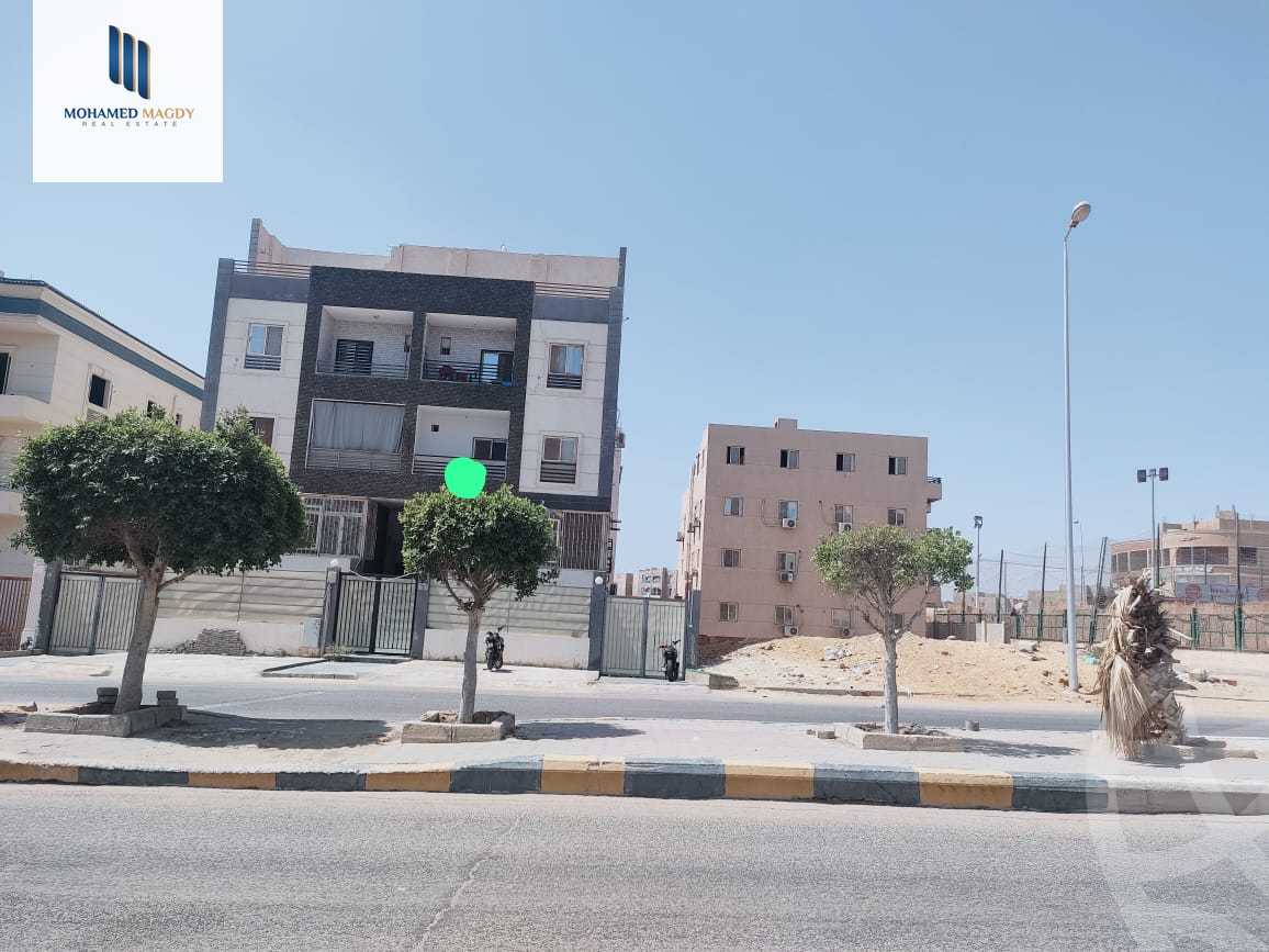 https://aqarmap.com.eg/ar/listing/6075261-for-sale-cairo-el-sheikh-zayed-city-el-hay-el-thaleth-ashaer-area-3-el-salam-st
