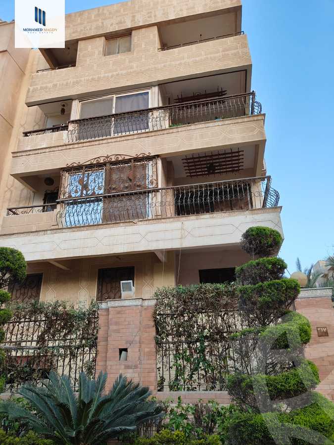 https://aqarmap.com.eg/en/listing/6080357-for-sale-cairo-6th-of-october-el-ahyaa-neighborhood-5th-street-19