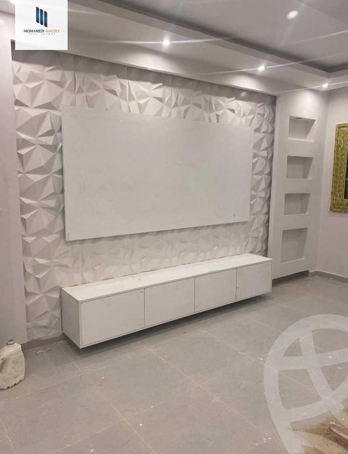 https://aqarmap.com.eg/en/listing/6086003-for-sale-cairo-6th-of-october-featured-neighborhood-fourth-touristic-village-amin-el-refae-st