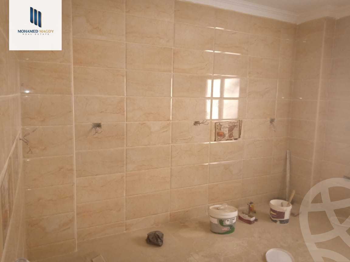 https://aqarmap.com.eg/ar/listing/6086401-for-sale-cairo-6th-of-october-featured-neighborhood-fourth-touristic-village-yehia-haqy-st