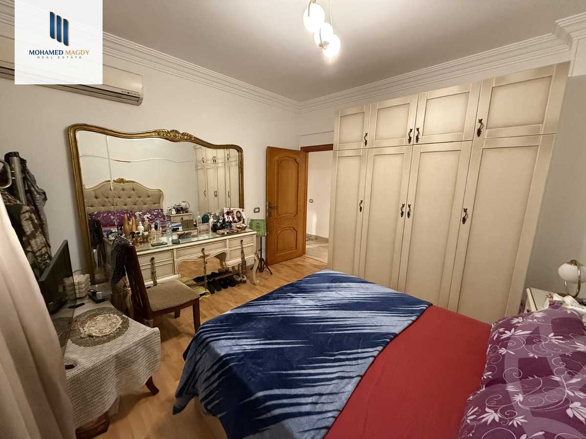 https://aqarmap.com.eg/ar/listing/6086401-for-sale-cairo-6th-of-october-featured-neighborhood-fourth-touristic-village-yehia-haqy-st