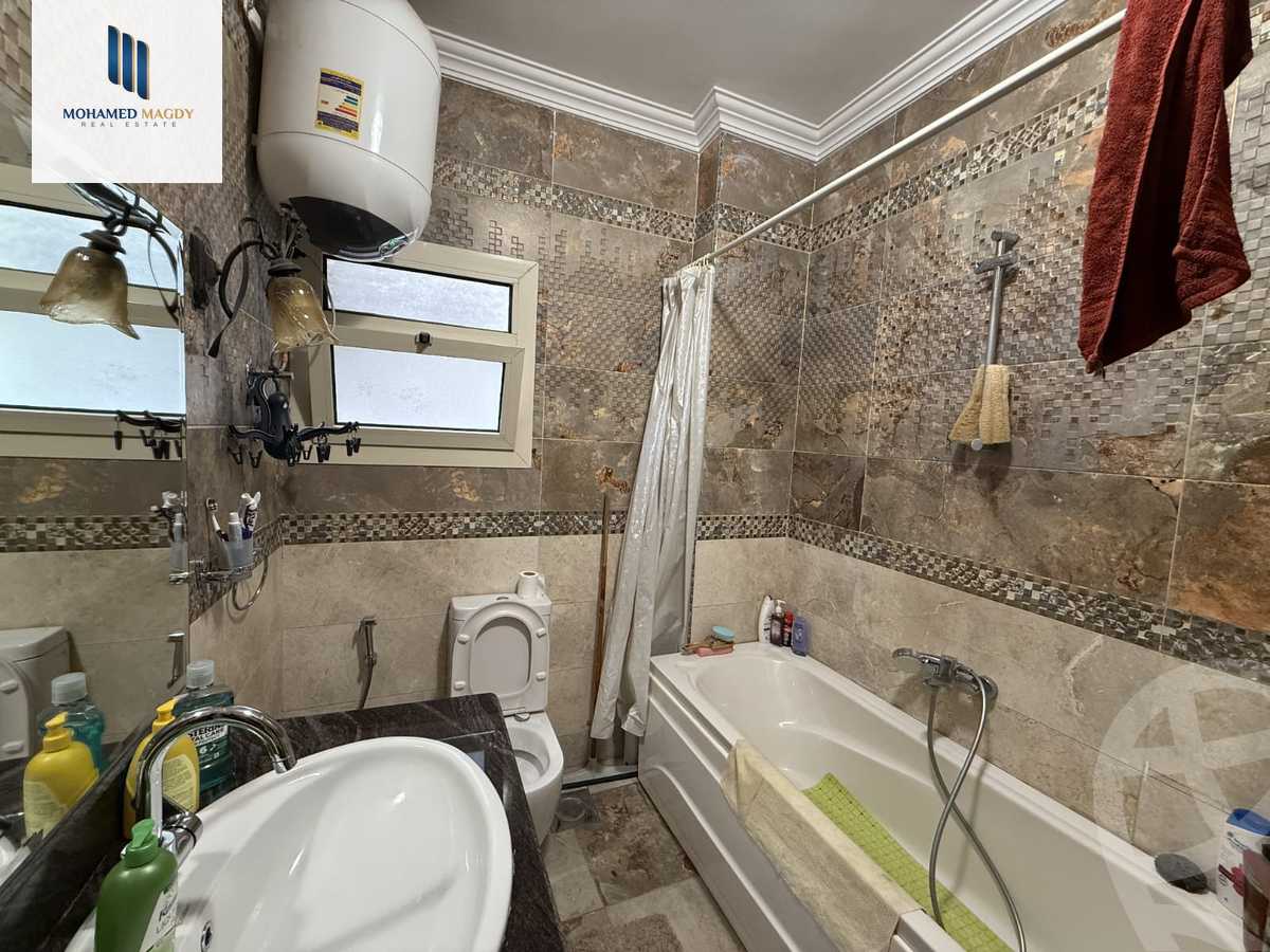 https://aqarmap.com.eg/ar/listing/6086401-for-sale-cairo-6th-of-october-featured-neighborhood-fourth-touristic-village-yehia-haqy-st
