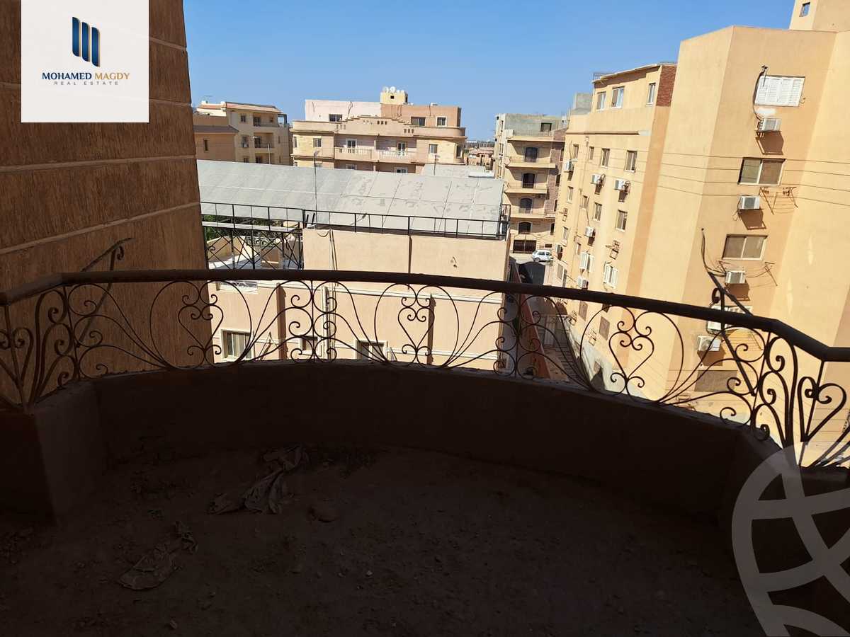 https://aqarmap.com.eg/en/listing/6086496-for-sale-cairo-6th-of-october-featured-neighborhood-sixth-touristic-village-sameh-gado-st