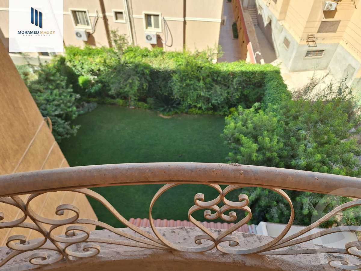 https://aqarmap.com.eg/en/listing/6086496-for-sale-cairo-6th-of-october-featured-neighborhood-sixth-touristic-village-sameh-gado-st