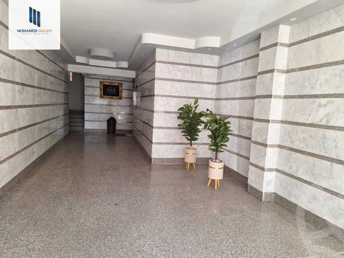https://aqarmap.com.eg/en/listing/6086496-for-sale-cairo-6th-of-october-featured-neighborhood-sixth-touristic-village-sameh-gado-st