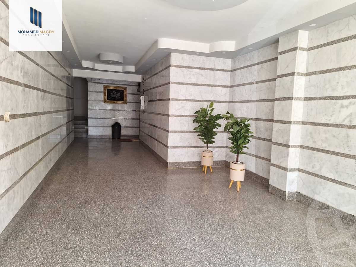 https://aqarmap.com.eg/en/listing/6086496-for-sale-cairo-6th-of-october-featured-neighborhood-sixth-touristic-village-sameh-gado-st