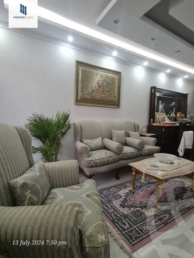 https://aqarmap.com.eg/en/listing/6088452-for-sale-cairo-6th-of-october-featured-neighborhood-fourth-touristic-village-ibrahim-nawwar-st