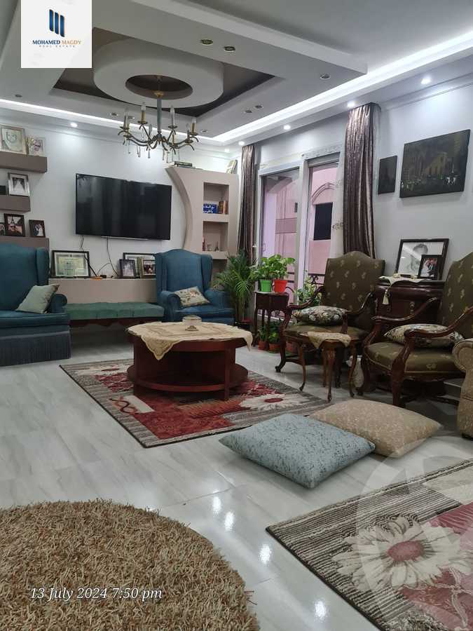 https://aqarmap.com.eg/en/listing/6088452-for-sale-cairo-6th-of-october-featured-neighborhood-fourth-touristic-village-ibrahim-nawwar-st