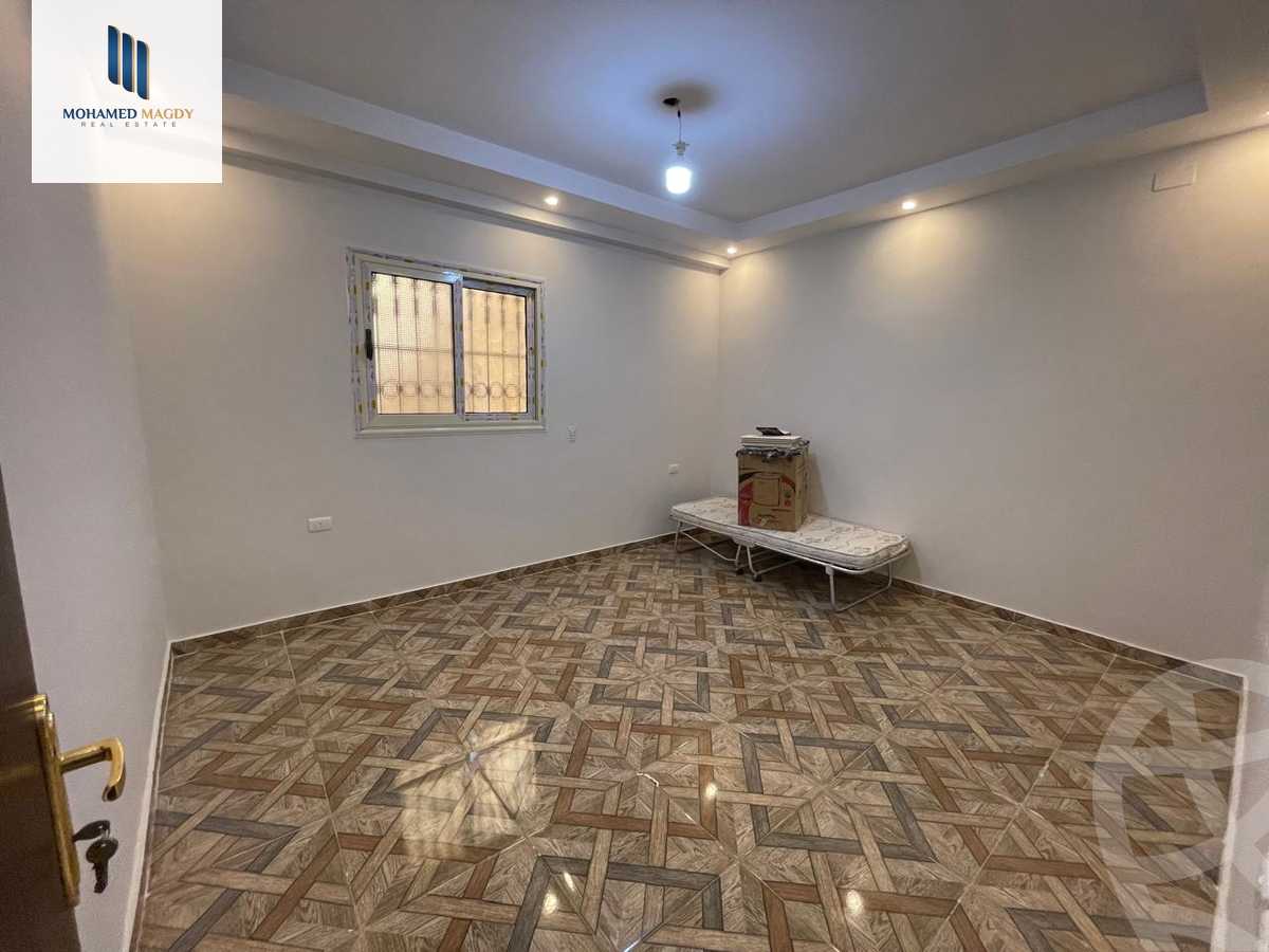 https://aqarmap.com.eg/en/listing/6115126-for-sale-cairo-6th-of-october-el-ahyaa-neighborhood-3rd-no-14-hasan-soltan-st