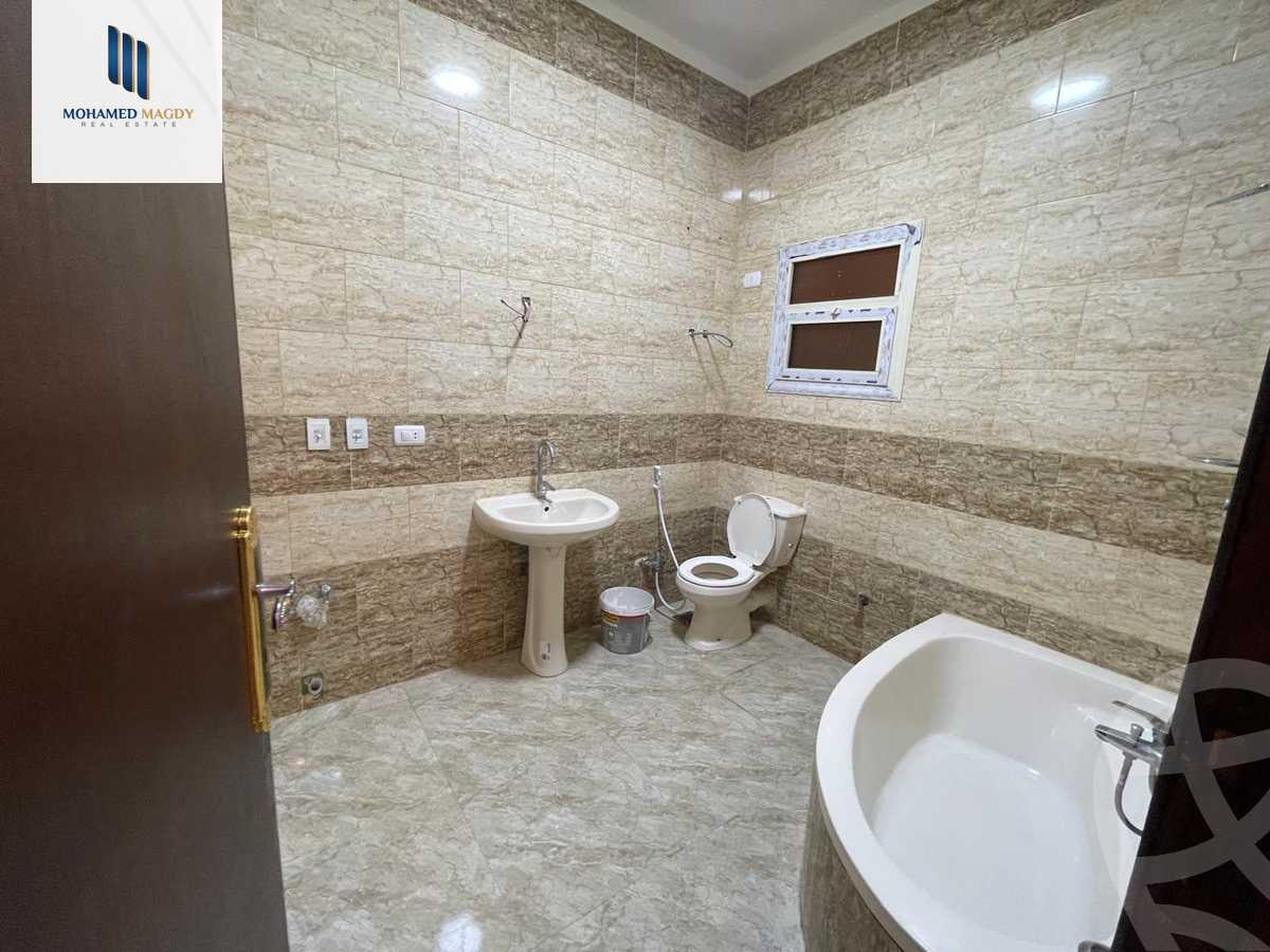 https://aqarmap.com.eg/en/listing/6115126-for-sale-cairo-6th-of-october-el-ahyaa-neighborhood-3rd-no-14-hasan-soltan-st