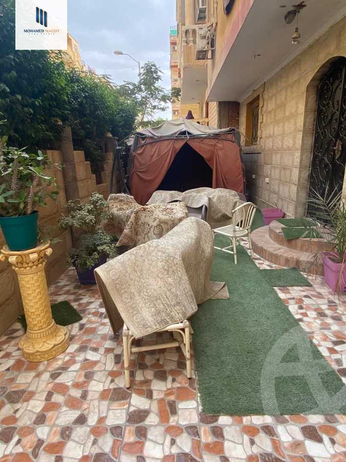 https://aqarmap.com.eg/en/listing/6115416-for-sale-cairo-6th-of-october-el-ahyaa-neighborhood-2nd-divided-from-al-kafrawei-st