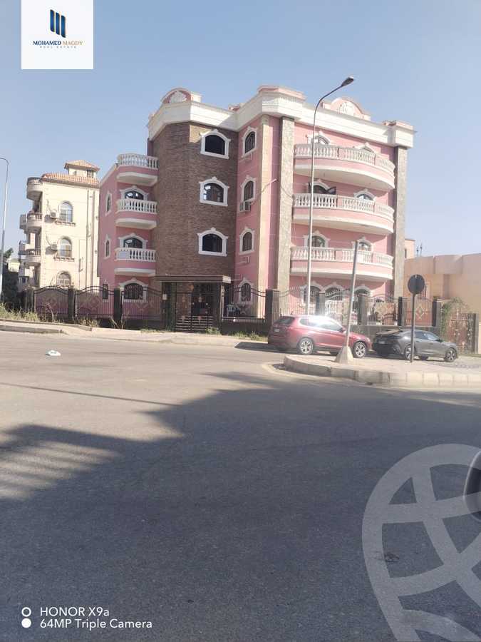 https://aqarmap.com.eg/en/listing/6117460-for-sale-cairo-6th-of-october-garb-someed-neighborhood-12th