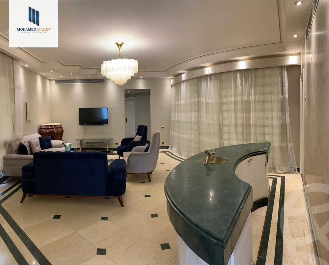 https://aqarmap.com.eg/en/listing/6118501-for-sale-cairo-el-sheikh-zayed-city-compounds-el-rabwa