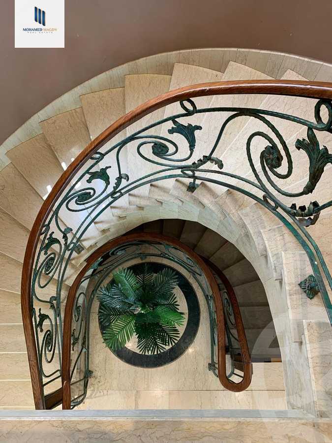 https://aqarmap.com.eg/en/listing/6118501-for-sale-cairo-el-sheikh-zayed-city-compounds-el-rabwa