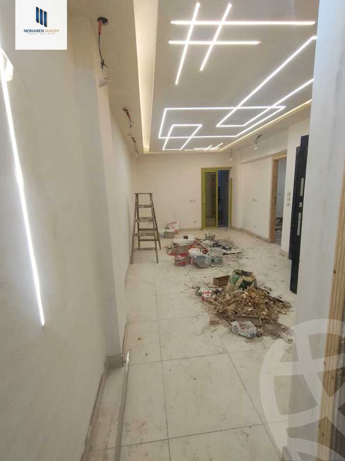 https://aqarmap.com.eg/ar/listing/6166038-for-sale-cairo-6th-of-october-el-ahyaa-neighborhood-2nd-divided-from-al-kafrawei-st