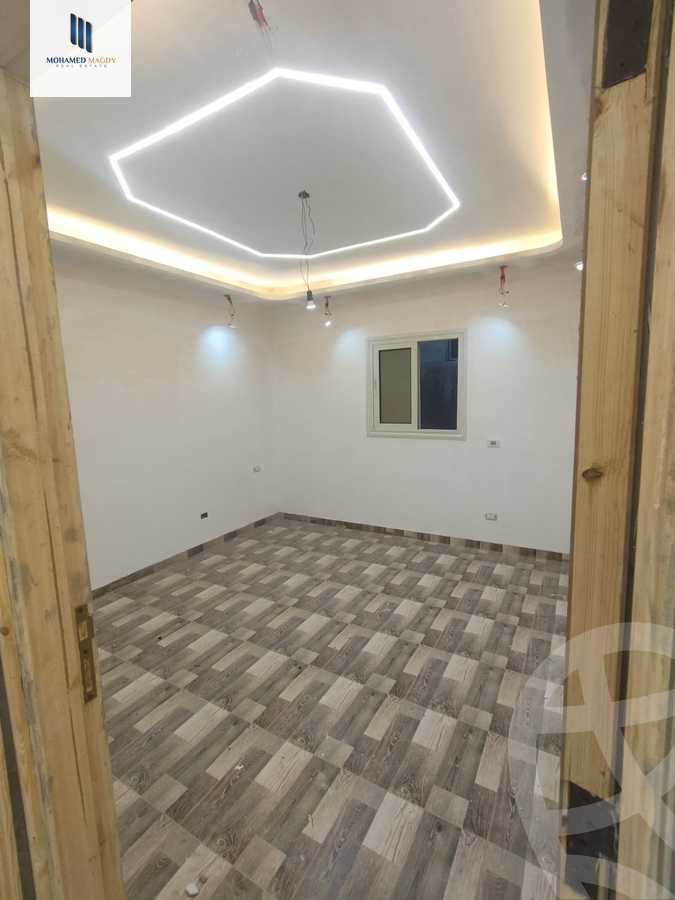 https://aqarmap.com.eg/ar/listing/6166038-for-sale-cairo-6th-of-october-el-ahyaa-neighborhood-2nd-divided-from-al-kafrawei-st
