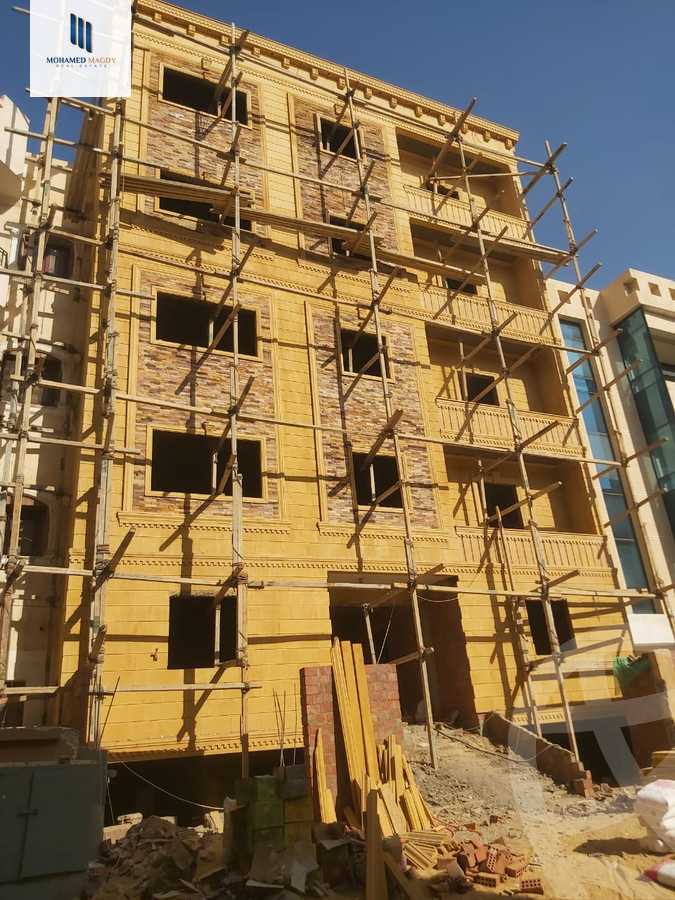 https://aqarmap.com.eg/ar/listing/6166093-for-sale-cairo-6th-of-october-el-ahyaa-neighborhood-2nd-divided-from-al-kafrawei-st