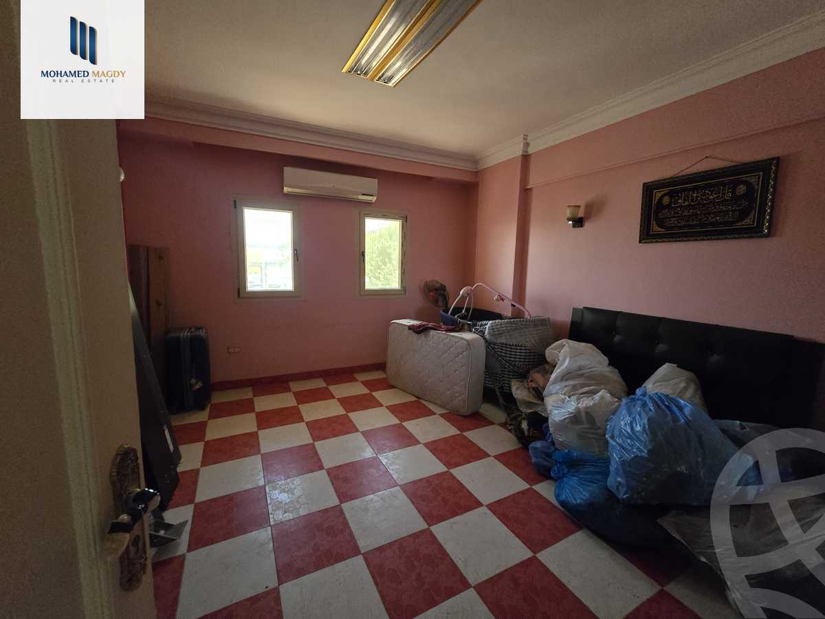 https://aqarmap.com.eg/ar/listing/6172948-for-sale-cairo-6th-of-october-garb-someed-neighborhood-13th-el-nargis-st