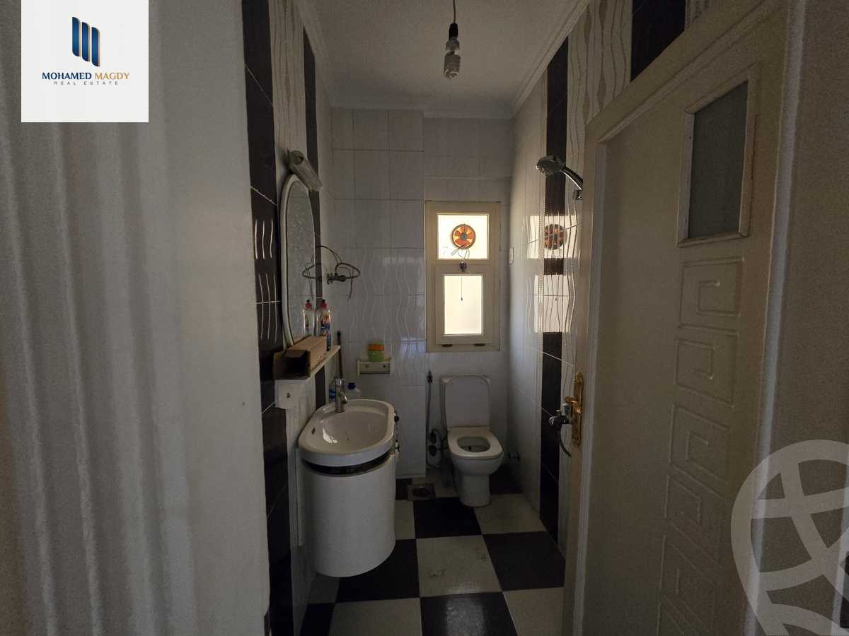 https://aqarmap.com.eg/ar/listing/6172948-for-sale-cairo-6th-of-october-garb-someed-neighborhood-13th-el-nargis-st