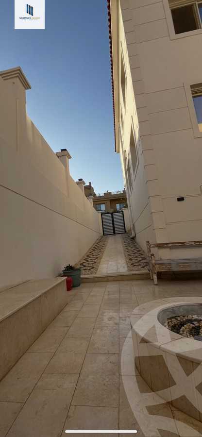 https://aqarmap.com.eg/en/listing/6186527-for-sale-cairo-6th-of-october-compounds-green-village-compound-mabany-edris
