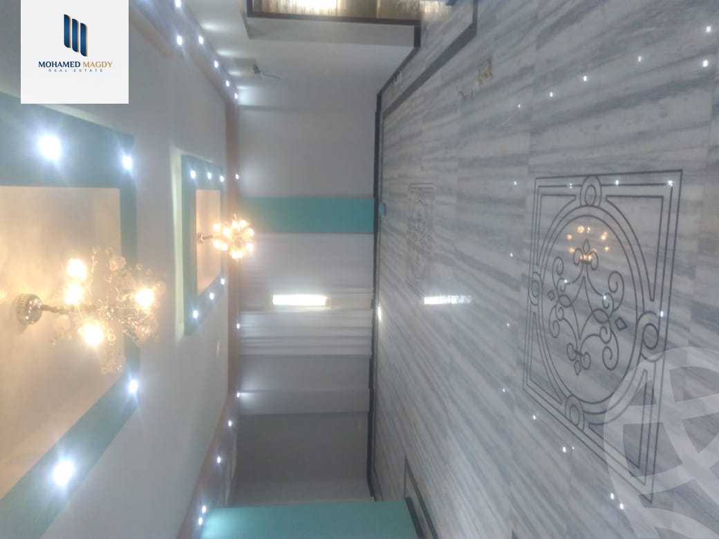 https://aqarmap.com.eg/en/listing/6205761-for-sale-cairo-el-sheikh-zayed-city-compounds-el-khamayel