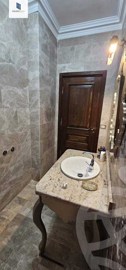 https://aqarmap.com.eg/en/listing/6206199-for-sale-cairo-el-sheikh-zayed-city-compounds-el-khamayel