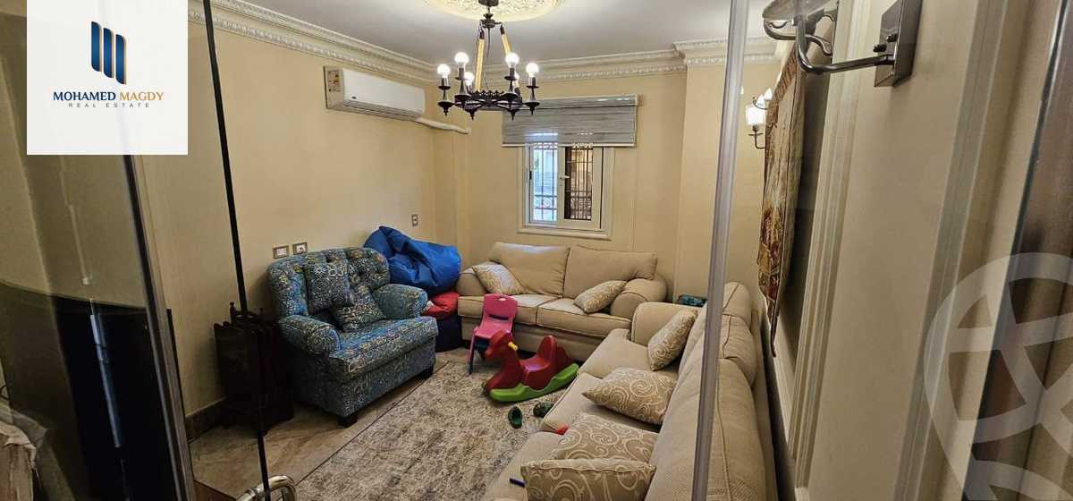 https://aqarmap.com.eg/en/listing/6206199-for-sale-cairo-el-sheikh-zayed-city-compounds-el-khamayel