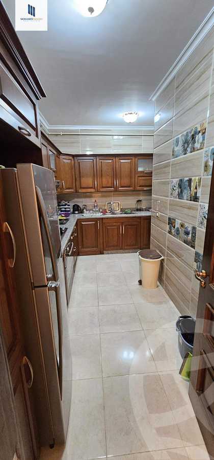 https://aqarmap.com.eg/en/listing/6206199-for-sale-cairo-el-sheikh-zayed-city-compounds-el-khamayel