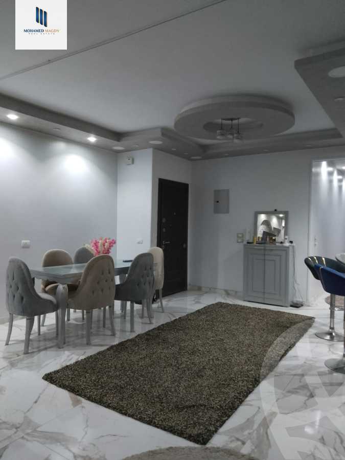 https://aqarmap.com.eg/ar/listing/6212640-for-sale-cairo-6th-of-october-featured-neighborhood-fourth-touristic-village-mahmoud-sami-el-baroudi-st