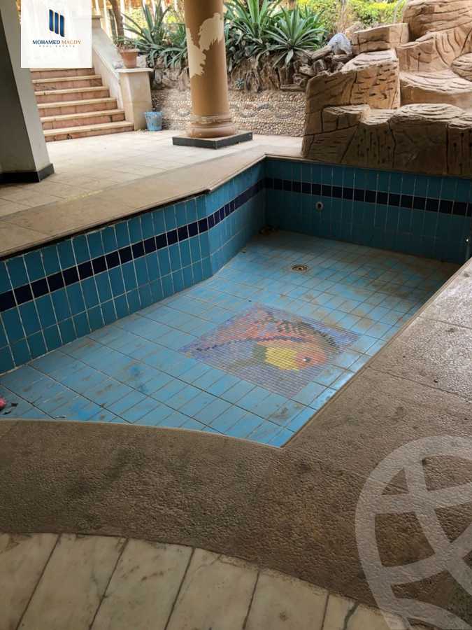 https://aqarmap.com.eg/en/listing/6228426-for-sale-cairo-el-sheikh-zayed-city-compounds-el-yasmeen-compound