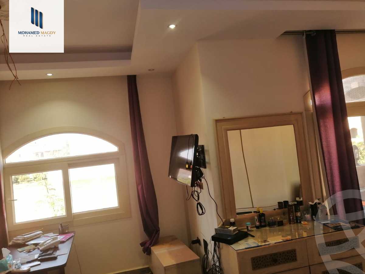 https://aqarmap.com.eg/ar/listing/6228518-for-sale-cairo-el-sheikh-zayed-city-compounds-el-yasmeen-compound