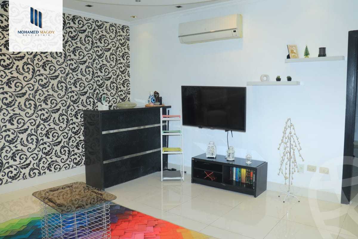 https://aqarmap.com.eg/en/listing/6228576-for-sale-cairo-el-sheikh-zayed-city-compounds-continental-gardens