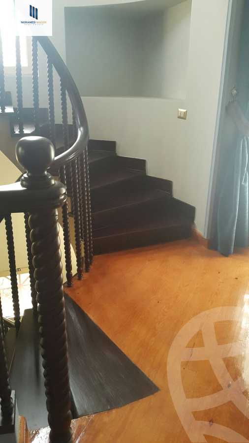 https://aqarmap.com.eg/en/listing/6228677-for-sale-cairo-el-sheikh-zayed-city-compounds-rich-mont