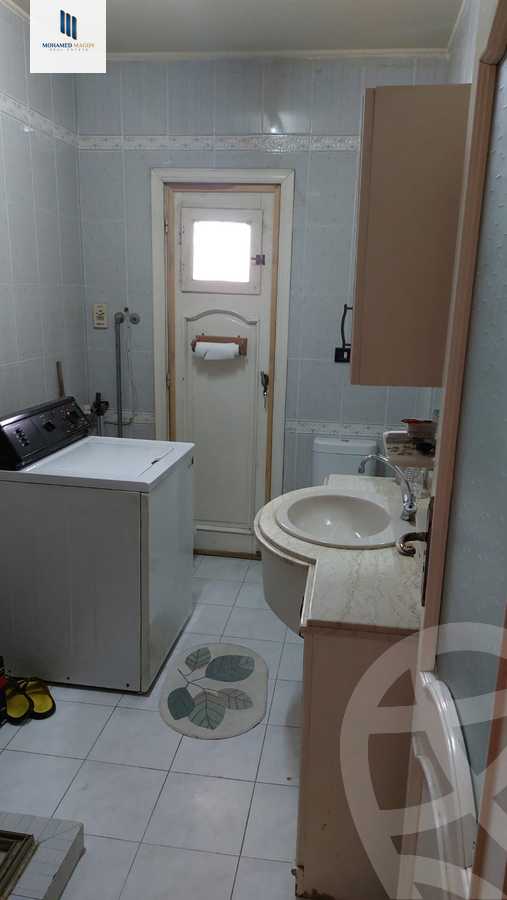 https://aqarmap.com.eg/ar/listing/6234040-for-sale-cairo-6th-of-october-featured-neighborhood-first-touristic-village-el-shaheed-mohammed-abdul-latif-alshimi-st