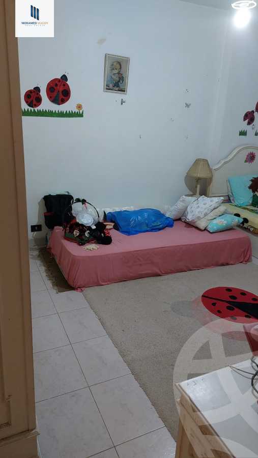 https://aqarmap.com.eg/ar/listing/6234040-for-sale-cairo-6th-of-october-featured-neighborhood-first-touristic-village-el-shaheed-mohammed-abdul-latif-alshimi-st