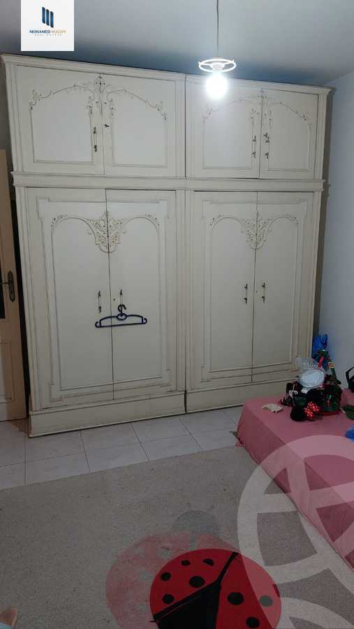 https://aqarmap.com.eg/ar/listing/6234040-for-sale-cairo-6th-of-october-featured-neighborhood-first-touristic-village-el-shaheed-mohammed-abdul-latif-alshimi-st