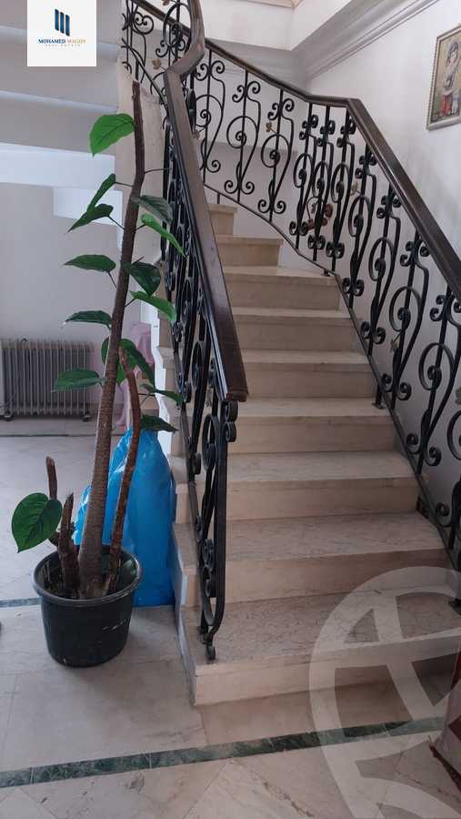 https://aqarmap.com.eg/ar/listing/6234040-for-sale-cairo-6th-of-october-featured-neighborhood-first-touristic-village-el-shaheed-mohammed-abdul-latif-alshimi-st