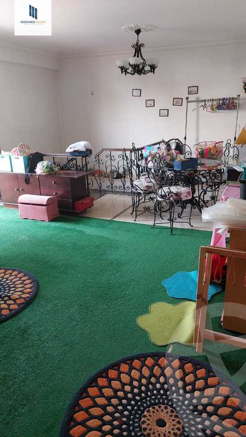 https://aqarmap.com.eg/ar/listing/6234040-for-sale-cairo-6th-of-october-featured-neighborhood-first-touristic-village-el-shaheed-mohammed-abdul-latif-alshimi-st