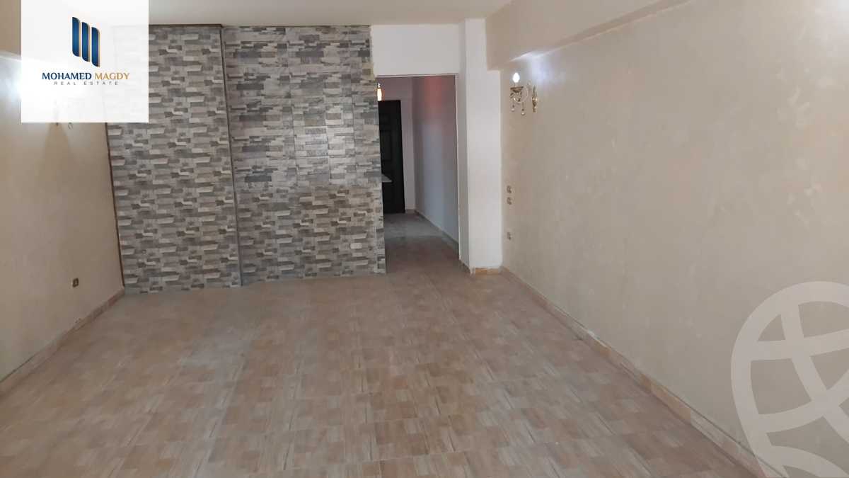 https://aqarmap.com.eg/ar/listing/6234247-for-sale-cairo-6th-of-october-featured-neighborhood-fourth-touristic-village-mahmoud-sami-el-baroudi-st