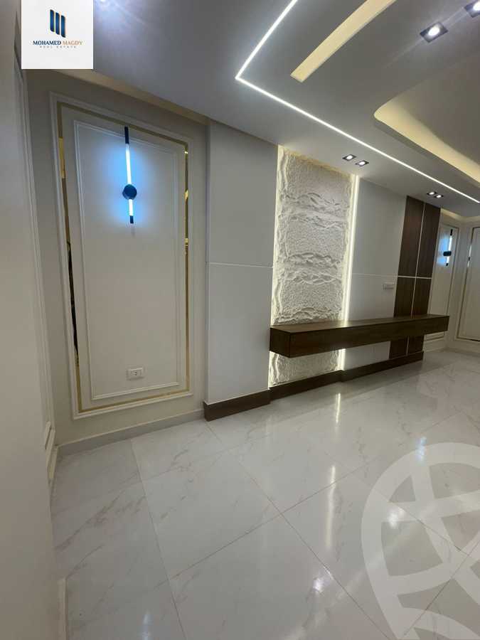 https://aqarmap.com.eg/en/listing/6253617-for-sale-cairo-6th-of-october-el-ahyaa-neighborhood-1st-seventh-neighborhood