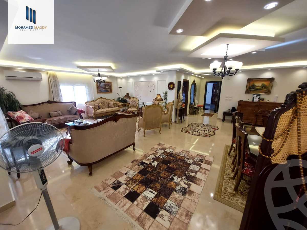 https://aqarmap.com.eg/en/listing/6257056-for-sale-cairo-6th-of-october-featured-neighborhood-fourth-touristic-village-mahmoud-sami-el-baroudi-st