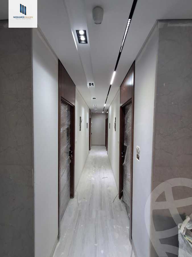 https://aqarmap.com.eg/en/listing/6257233-for-sale-cairo-el-sheikh-zayed-city-compounds-rytzy-blz-mwl-tybh-llstthmr-l-qry