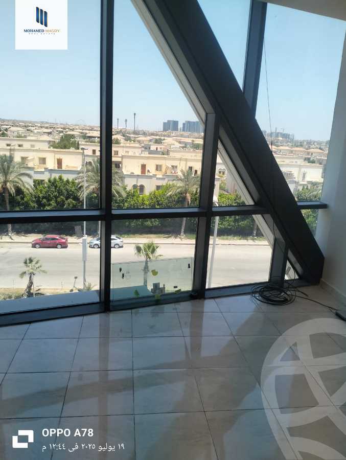 https://aqarmap.com.eg/en/listing/6257233-for-sale-cairo-el-sheikh-zayed-city-compounds-rytzy-blz-mwl-tybh-llstthmr-l-qry