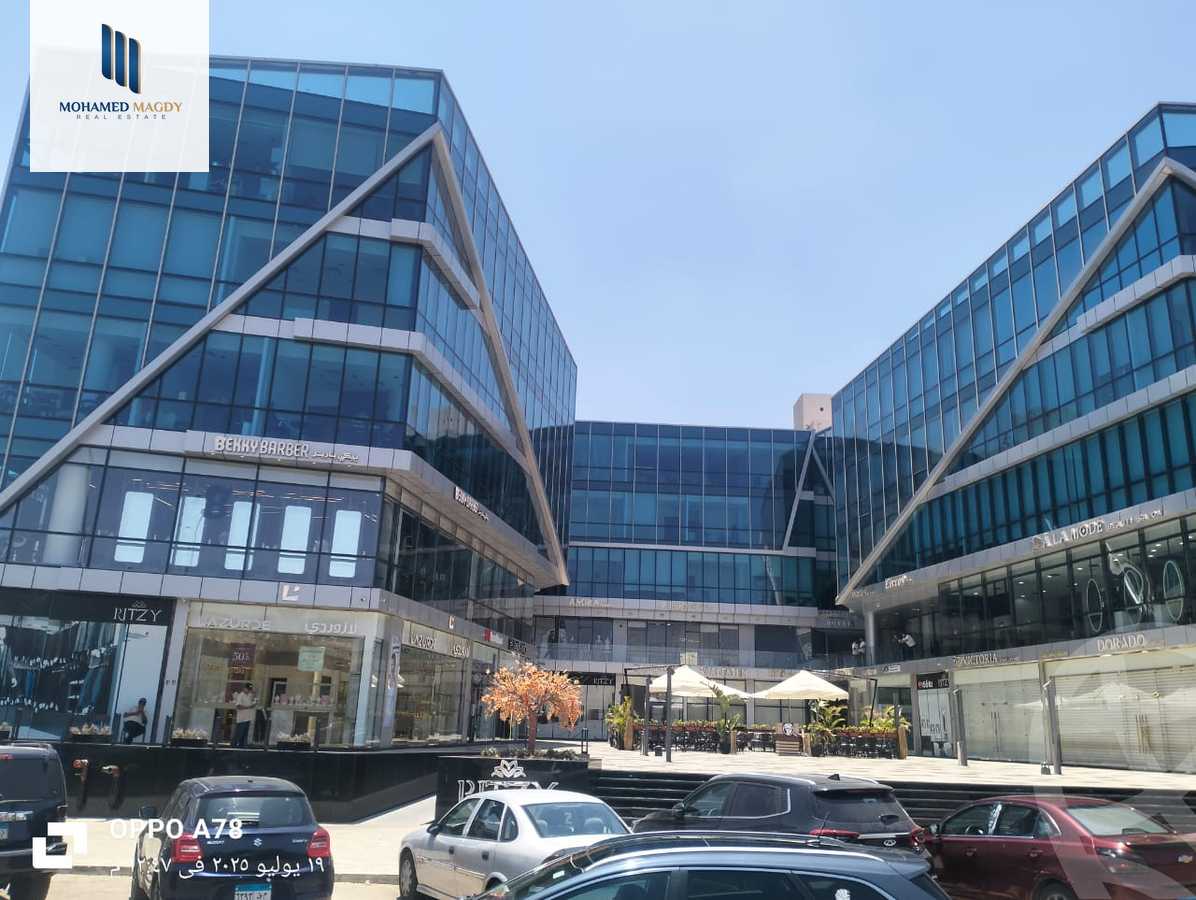 https://aqarmap.com.eg/en/listing/6257233-for-sale-cairo-el-sheikh-zayed-city-compounds-rytzy-blz-mwl-tybh-llstthmr-l-qry