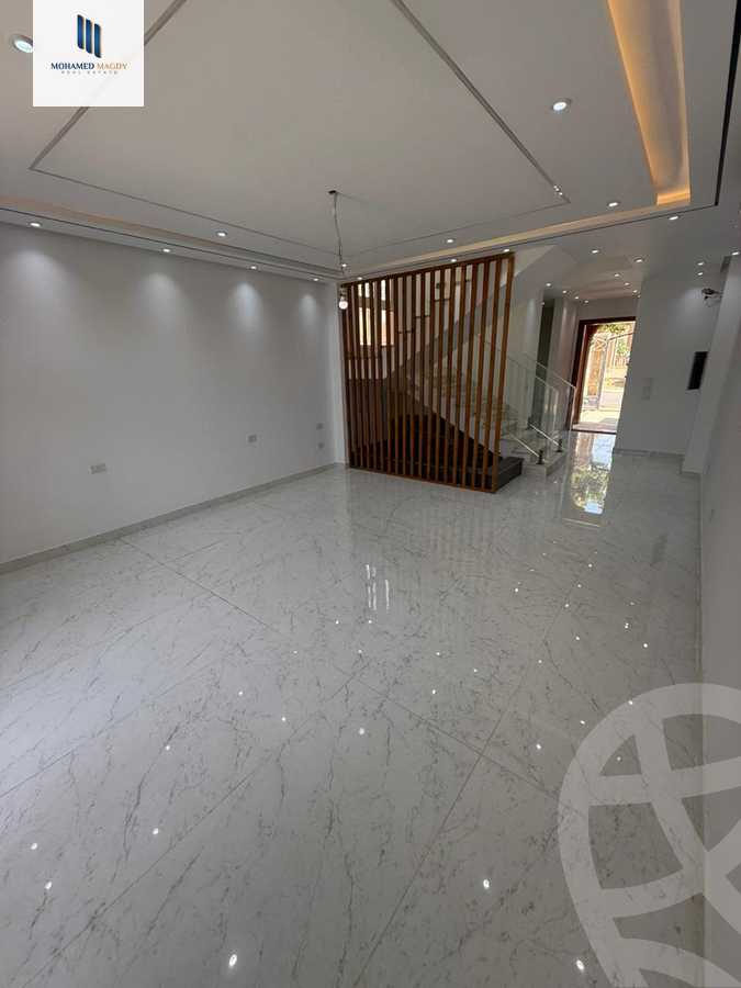 https://aqarmap.com.eg/ar/listing/6261810-for-sale-cairo-6th-of-october-compounds-nyoum-october-arab-developmentt