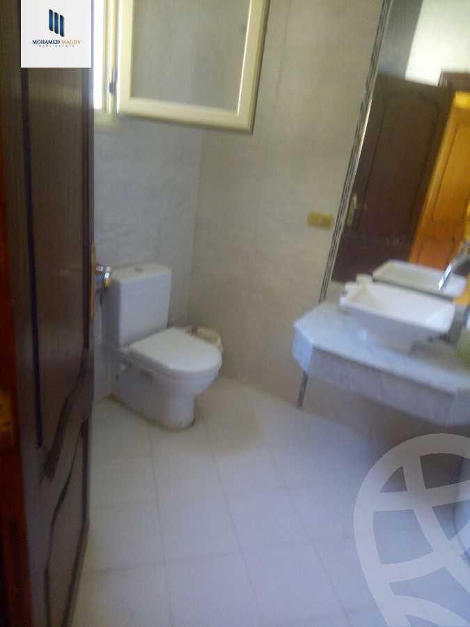 https://aqarmap.com.eg/en/listing/6261988-for-sale-cairo-el-sheikh-zayed-city-compounds-hadayek-el-mohandiseen