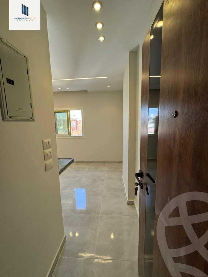 https://aqarmap.com.eg/en/listing/6262742-for-sale-cairo-6th-of-october-el-ahyaa-neighborhood-1st-al-maahad