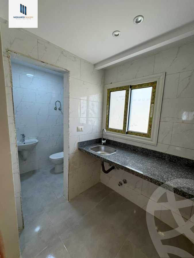 https://aqarmap.com.eg/en/listing/6262742-for-sale-cairo-6th-of-october-el-ahyaa-neighborhood-1st-al-maahad