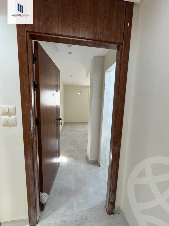 https://aqarmap.com.eg/en/listing/6262742-for-sale-cairo-6th-of-october-el-ahyaa-neighborhood-1st-al-maahad